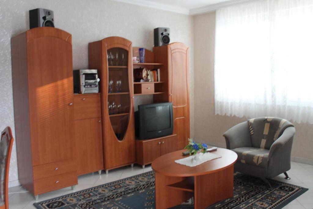 Orwa Apartmanok - Fenyofa Koez ซาลาคาโรส ห้อง รูปภาพ