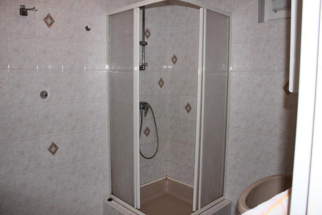 Orwa Apartmanok - Fenyofa Koez ซาลาคาโรส ห้อง รูปภาพ