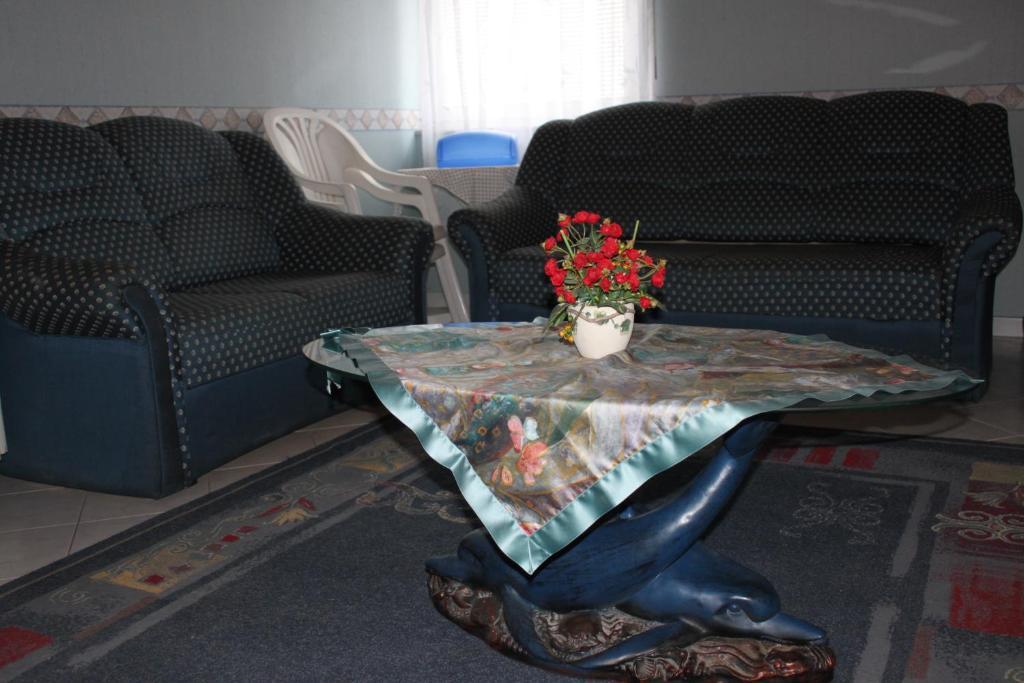 Orwa Apartmanok - Fenyofa Koez ซาลาคาโรส ห้อง รูปภาพ
